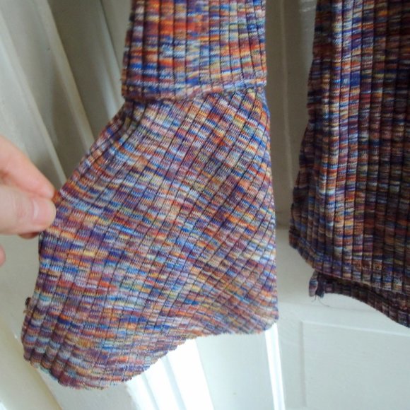 Anthro Akemi + Kim Zaka Bell Sleeve Top Purple Multicolor M - Picture 4 of 9